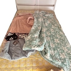 【予約中】IKEAベッドフレーム + ポケットスプリングマットレスの画像