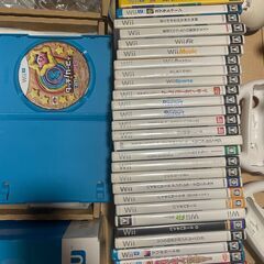 【まとめ売り 中古品】Wii U 本体 + ソフト多数 セット 初期化済 パッド充電難ありの画像