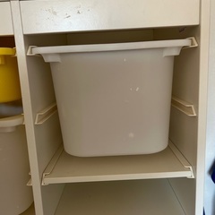 IKEA トロファストの画像