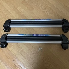 車のパーツ キャリア、ラック