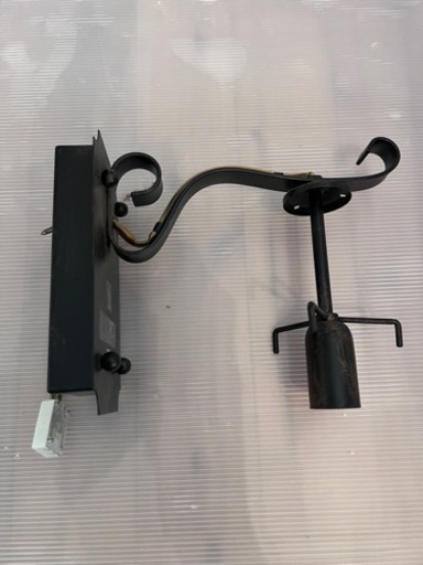 イタリア製 ハンドメイド DAIKO ブラケット DBK-53504
