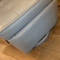 回転　収納　イスの画像