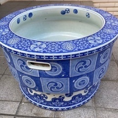 【最終値下げです】 火鉢　水鉢　アンティーク　メダカ　睡蓮