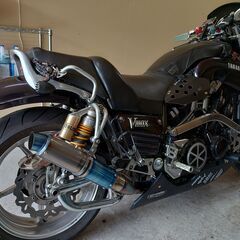 V MAX 1200 2LT カスタムの画像