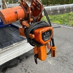 日立 ホイスト 1ton 電動チェーンブロック 電動トロリー付き 200V 天井クレーンの画像