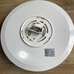 家具 照明器具(2年使用) シンプルなデザインなのでどの部屋にも馴染みますの画像