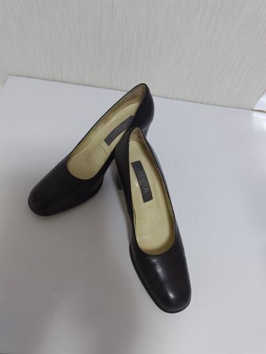 etvous paris 黒　34ハーフ（22〜22.25）8センチヒール