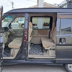 走行9万キロ‼️月々1.1万円〜分割可‼️大人気の軽ハコバン入りました！車検2年付き‼️【名義変更代込み】人気のダイハツ アトレーワゴンカスタムRS☆両側スライドドア☆室内広々快適空間☆ドラレコ付き☆ ターボなので力強い加速でぐいぐい普通車並みに走ります‼️の画像