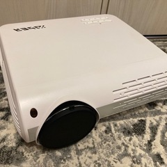 中古プロジェクター　YABER Y30