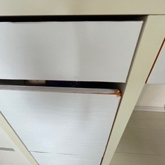 お値下げしましたIKEA ミッケ机オレンジ色の画像