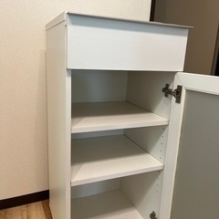【本日限定価格 無料】家具 収納家具 食器用棚の画像