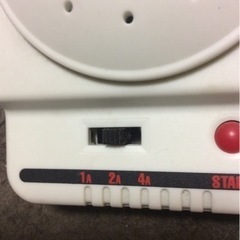 値下げしました　　ラジコンバッテリー充電機の画像
