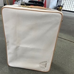 GLOBE TROTTER キャリーケース　鍵なし