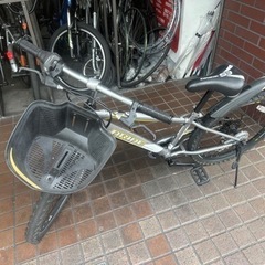 22インチ　外装6段変速　かご　泥除け付き子供用自転車　グレー