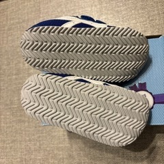 新品asicsベビーシューズの画像