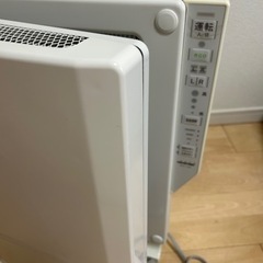 家電 季節、空調家電 遠赤外線ヒーターの画像