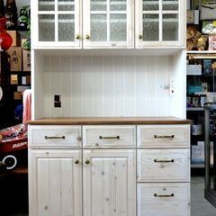 ニトリ フレンチカントリー レンジボード シナモ105 食器棚 キッチン