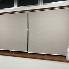 ロールスクリーン(4本有り)プルコード式 未使用 非遮光