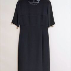 【無料】【取りに来ていただける方限定】礼服（レディース）差し上げますの画像