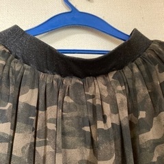 膝丈スカートの画像