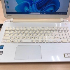 0204M TOSHIBA ノートパソコン　メモリ8GB SSD240の画像