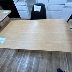 【軽トラック90分無料貸し出し】無印良品のダイニングテーブル入荷...