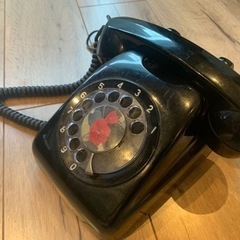 アンティーク　黒電話の画像