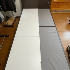 シングルベッド

