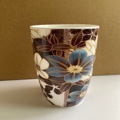 新品　ボーンチャイナ　マグカップの画像