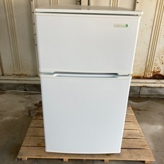 YAMADA　ノンフロン冷凍冷蔵庫　90L　YRZ-C09B1　...