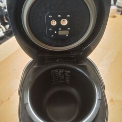 「受付終了！！」【美品】タイガー　圧力IH炊飯器　土鍋コーティング　5.5合炊きの画像