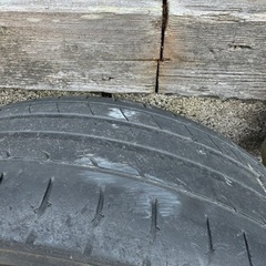 車のパーツ タイヤ、ホイールの画像