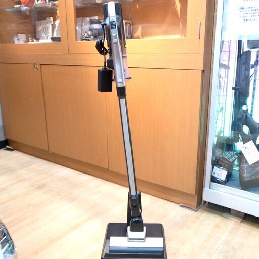 143/606 HITACHI 日立 コードレス スティッククリーナー 掃除機 2021年製 PV-BL20G