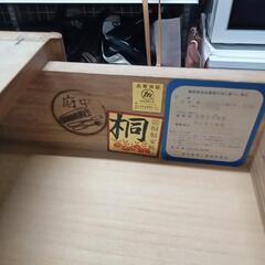 🎉 【無料】府中家具 婚礼タンス 背面ダメージあり 横幅106cm 奥行き62cm 高さ250cm 家具 収納家具 タンスの画像