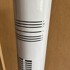 タワー型扇風機の画像