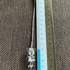 ミニーマウス　ガラス製　ネックレスの画像