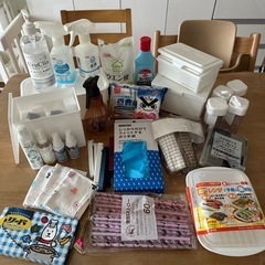 ①キッチン用品、お掃除用品まとめて貰ってください！