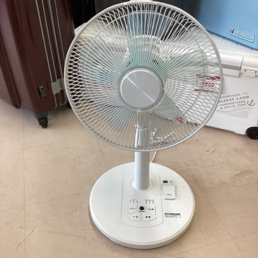 美原店　2022年製　リモコン付き　動作◎ 扇風機 家電 季節、空調家電 扇風機
