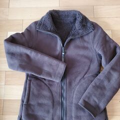 ユニクロ　レディース　フリース（裏全体　袖の中もボア）　Sサイズ