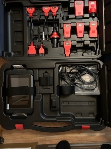 オーテル　AUTEL 診断機　MS906S フェラーリに使いました