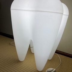 トゥースランプ 歯の形 ランプの画像