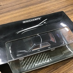 ◇ドリーム尼崎1号館◇ MINI CHAMPS 1/43 Bentley Arnage Rの画像