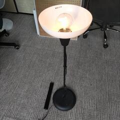 美品 IKEA 照明器具の画像