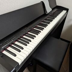 電子ピアノ Roland F-140R　2020年製　美品