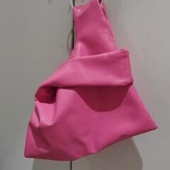 カバン、女児ヘルメット、生活用品