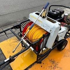 共立 自走キャリーエンジンセット動噴　VSC3510G 動力噴霧機 給水ホース 散布ノズル付き　自動巻取　散布　除草　かくはん機　4馬力　美品　簡易始動動画あり　 の画像