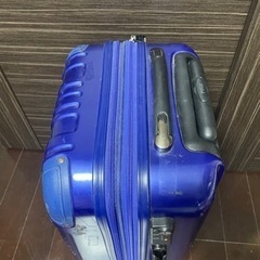 スーツケースの画像