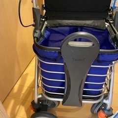 定価およそ50000円  未使用  tacaof テイコブ 歩行器 シニアカー 手押し車 買い物カート   の画像