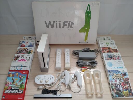 Nintendo Wii　本体一式　Wii Fit　コントローラー　ゲームソフト