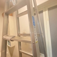 値下げしました 道具　はしご兼用脚立　Alinco未使用品 ハシ...